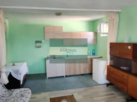 Prodaja, kuća, 250m², Crnče, Jagodina - image 16