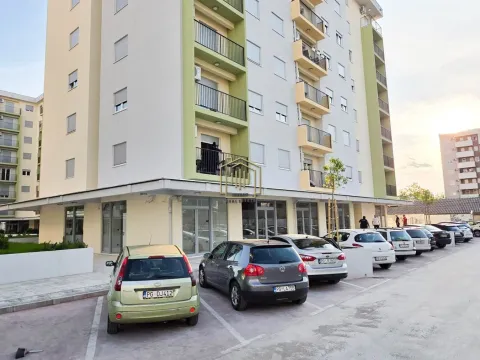 Rent, office space, 120m², Zabjelo, Podgorica - image 13
