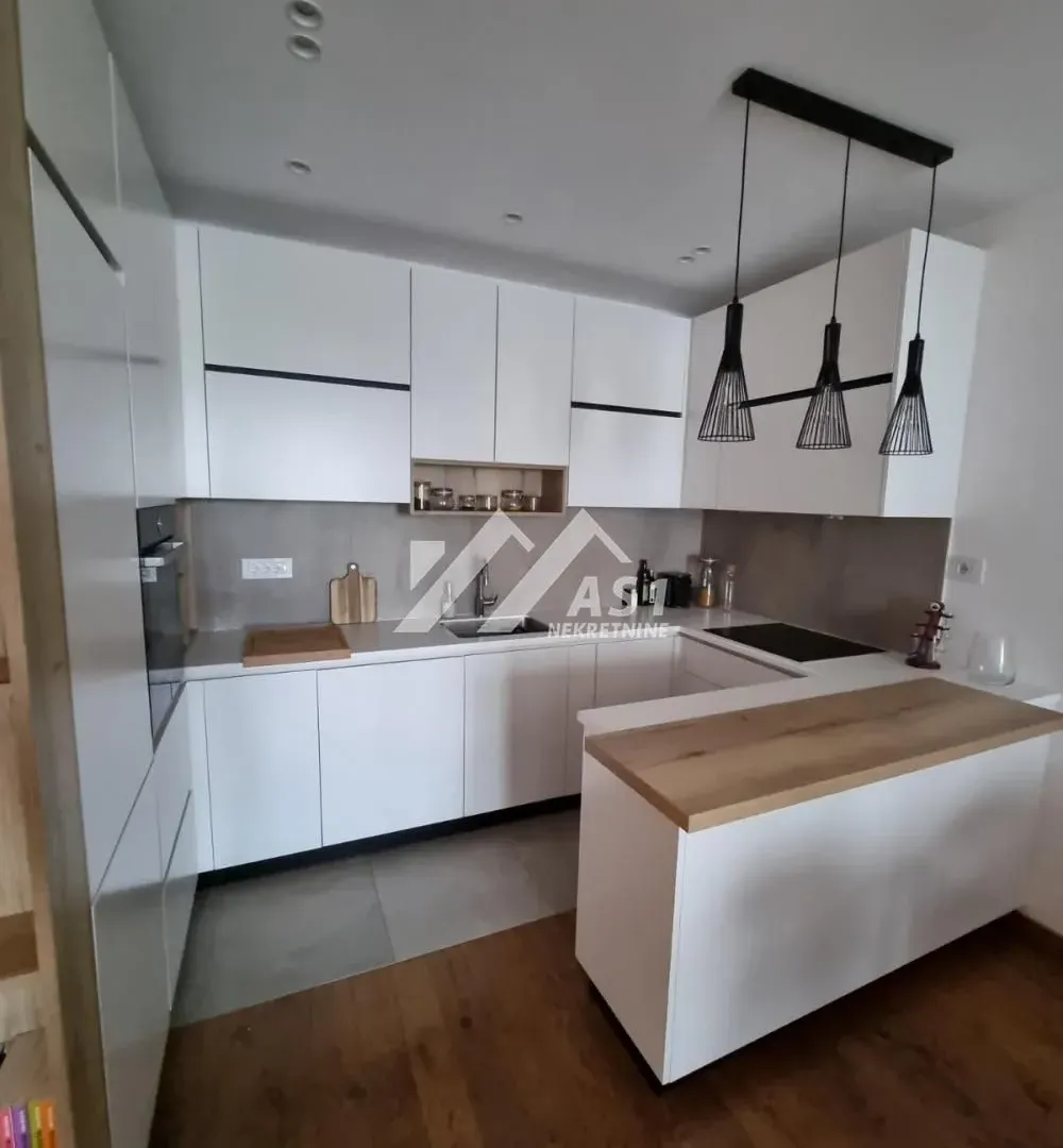 Rent, three bedroom apartment, 67m², Sajam, Novi Sad Sve Podlokacije