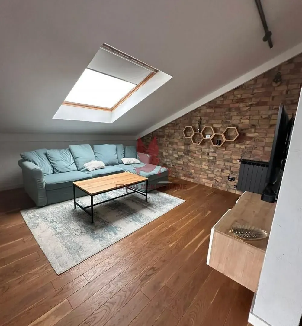 Prodaja, četvorosoban stan, 78m², Mladenovac, Beograd