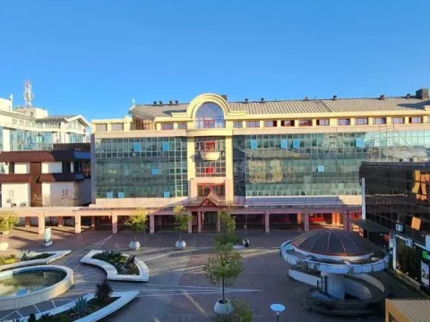 Izdavanje, dvosoban stan, 84m², Preko Morače, Podgorica - image 13