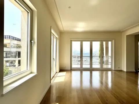 Sale, three bedroom apartment, 223m², Porto Montenegro, Tivat - image 14