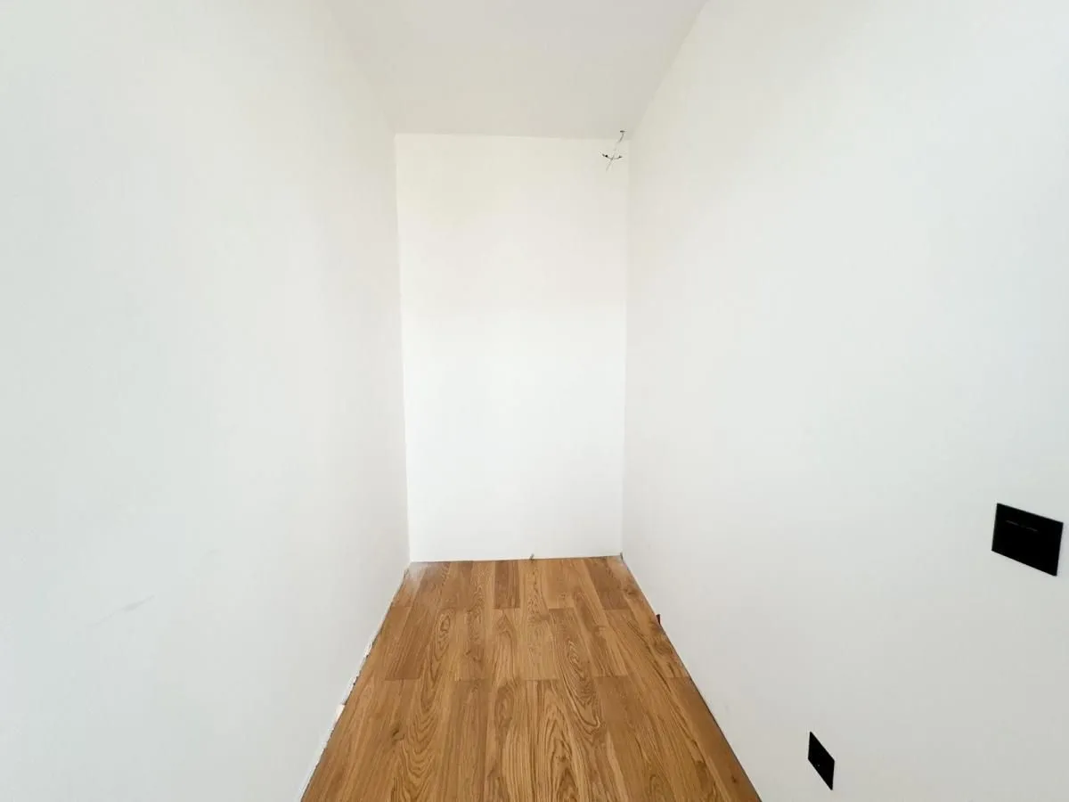 Prodaja, garsonjera, 174m², Podgorica, Crna Gora