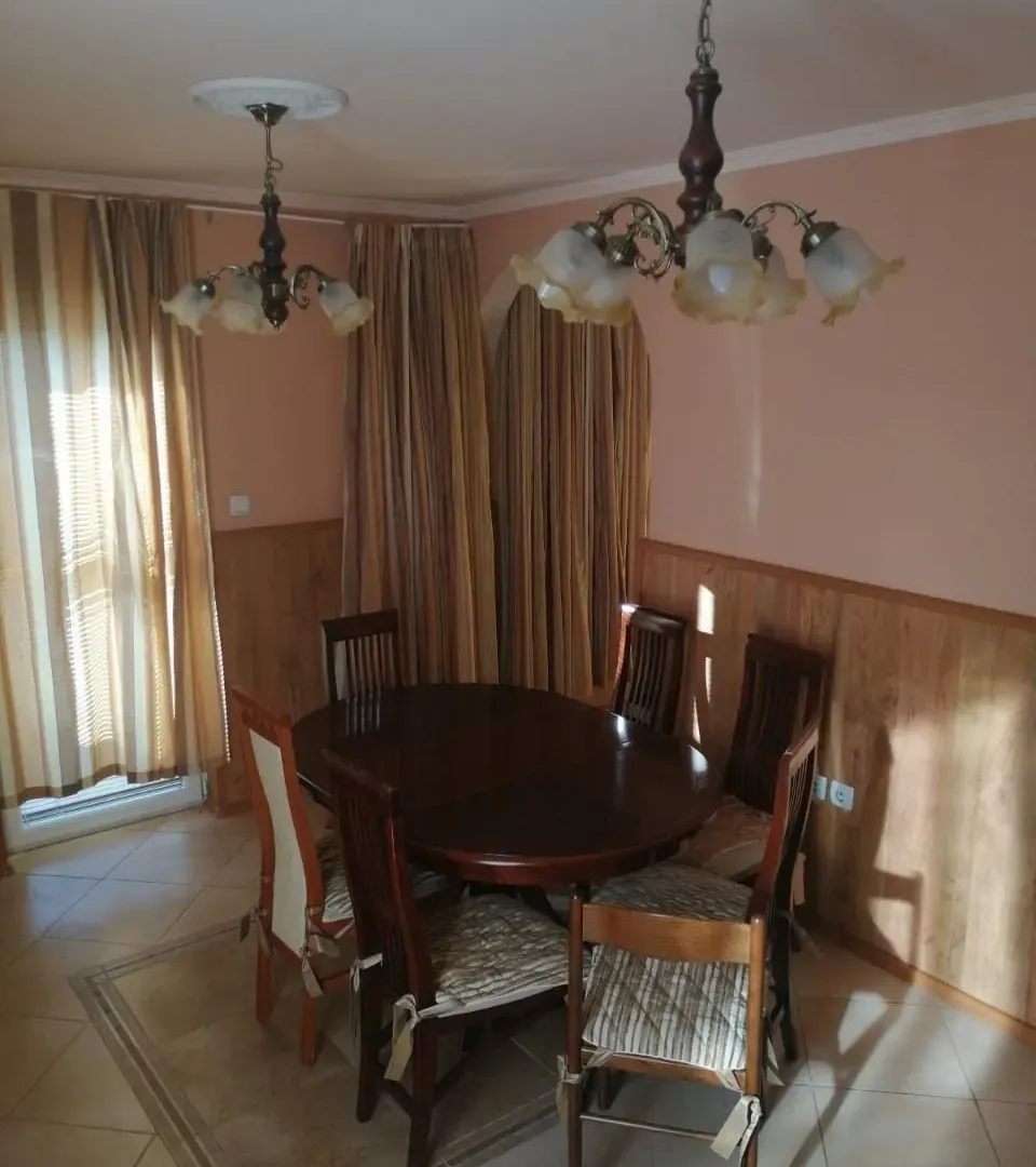 Sale, house, 180m², Tivat, Crna Gora