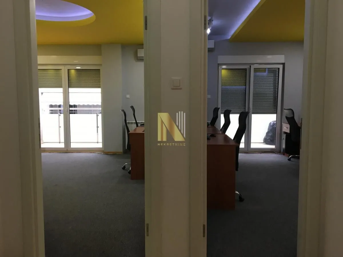 Izdavanje, dvosoban stan, 64m², Liman 3, Novi Sad Sve Podlokacije