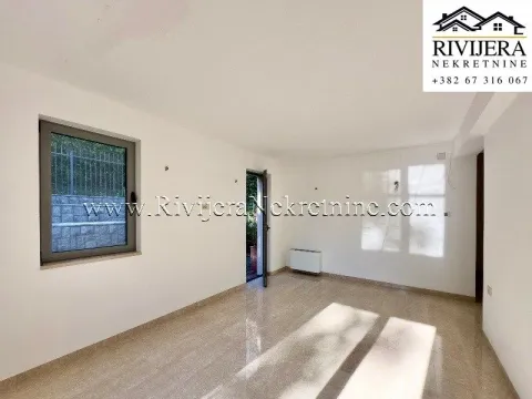 Prodaja, dvosoban stan, 161m², Muo, Kotor - image 8