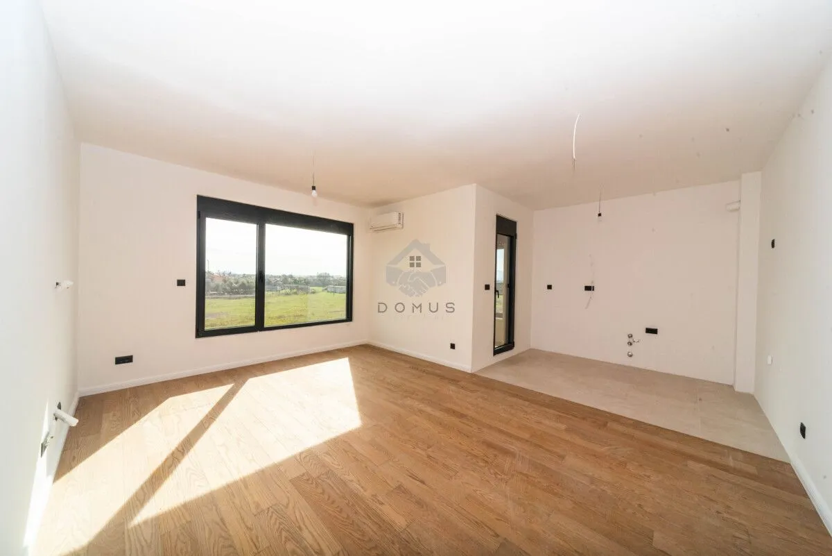 Prodaja, dvosoban stan, 85m², Donja Gorica, Podgorica