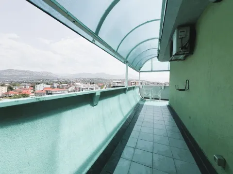 Rent, three bedroom apartment, 130m², Stari Aerodrom, Podgorica - image 14