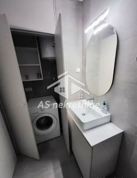 Izdavanje, dvosoban stan, 51m², Lekino Brdo, Voždovac Sve Podlokacije