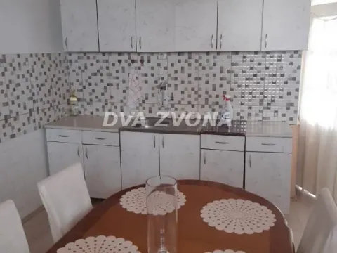 Prodaja, kuća, 199m², Bečej, Novi Sad - image 5