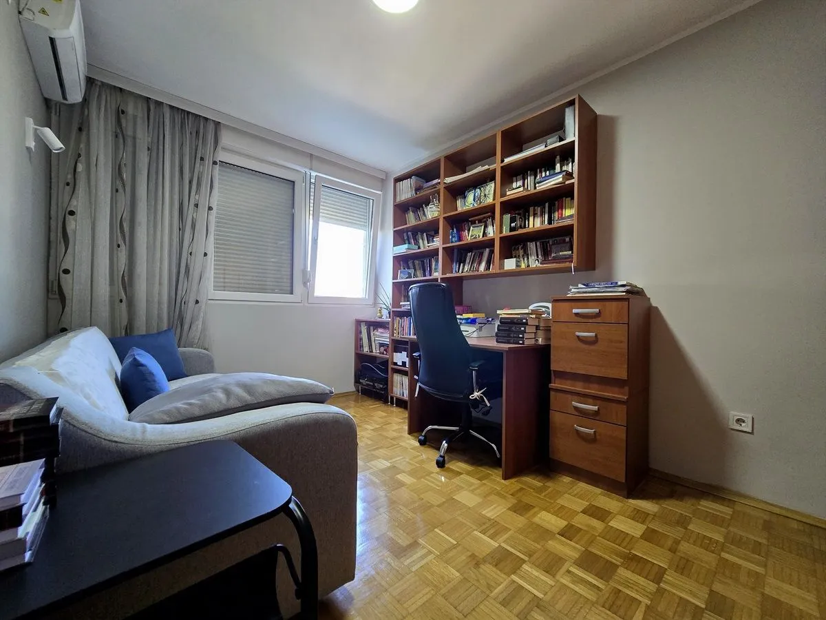 Prodaja, dvosoban stan, 64m², Pobrežje, Podgorica