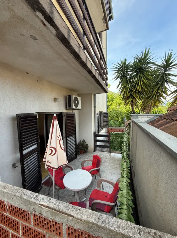 Prodaja, dvosoban stan, 59m², Baošići, Herceg Novi