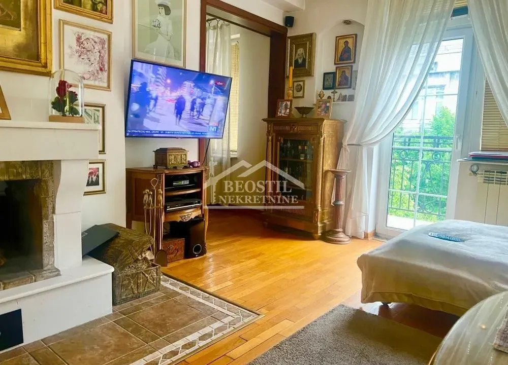 Sale, apartment, 96m², Stari Grad, Beograd
