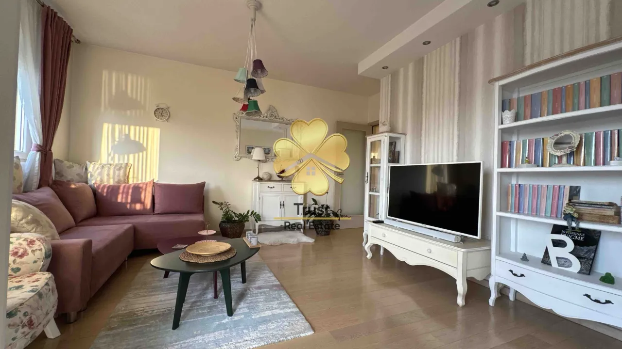 Izdavanje, jednosoban stan, 55m², City Kvart, Podgorica