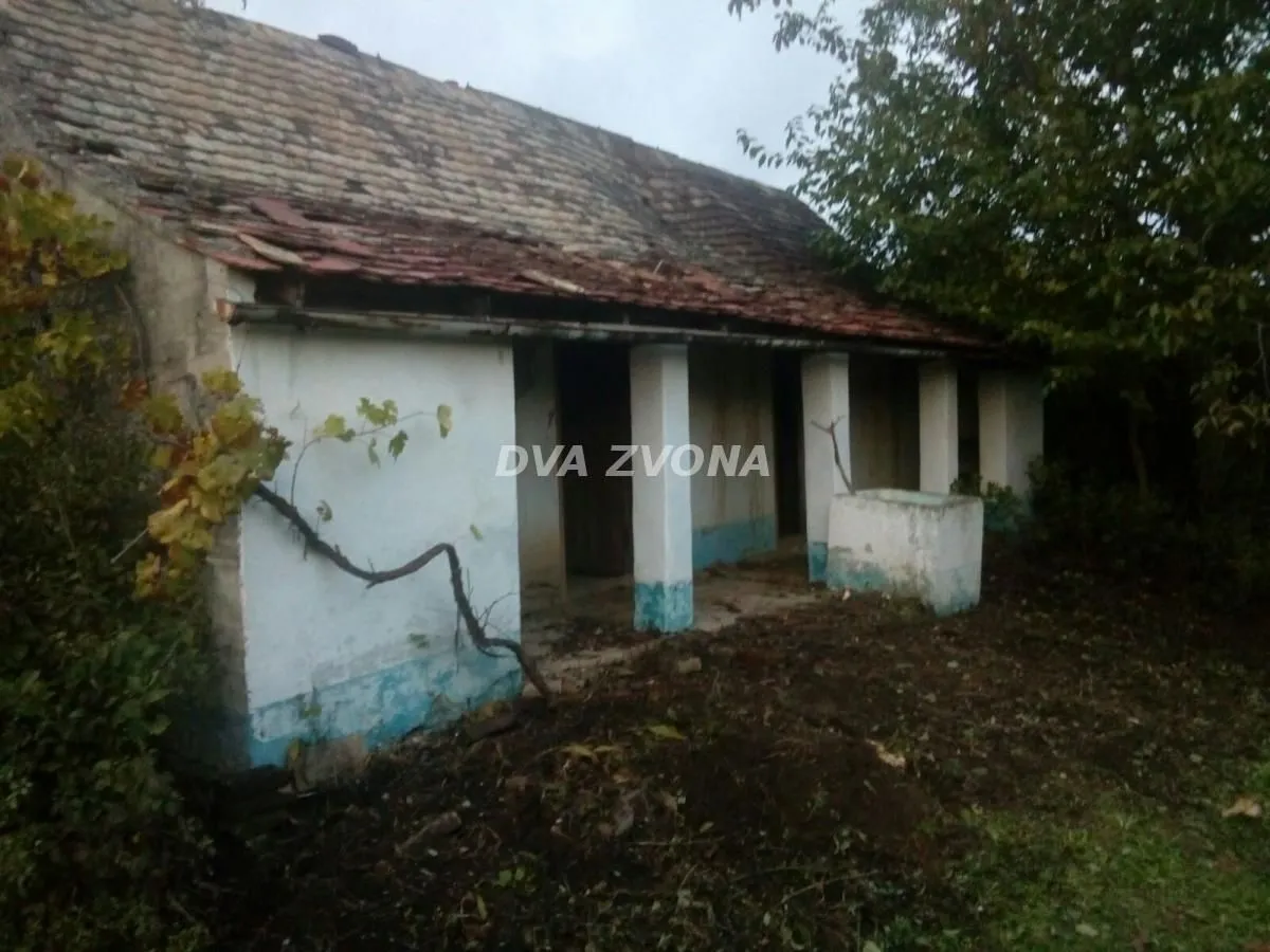 Prodaja, plac, 5700m², Novi Slankamen, Inđija