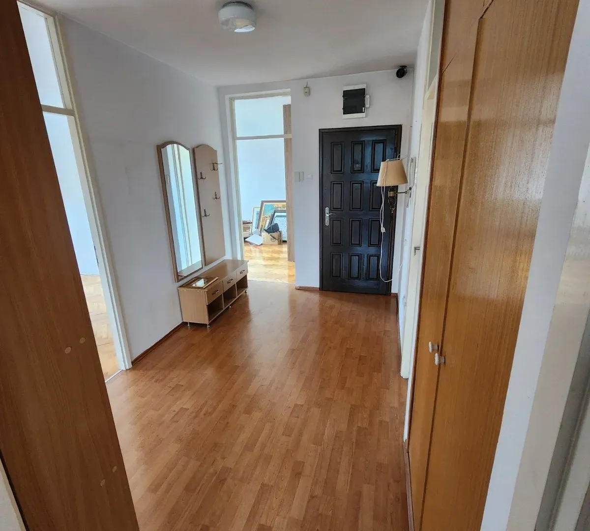 Prodaja, dvosoban stan, 89m², Nikšić, Crna Gora