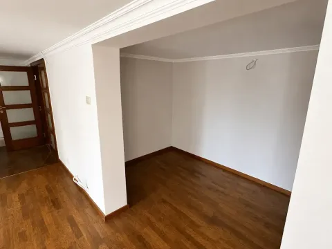 Rent, house, 400m², Gorica C, Podgorica - image 10