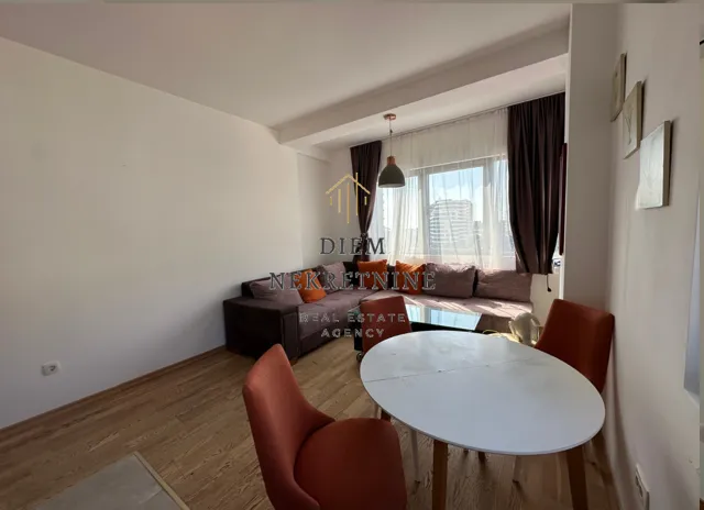 Rent, one bedroom apartment, 40m², Centar, Budva