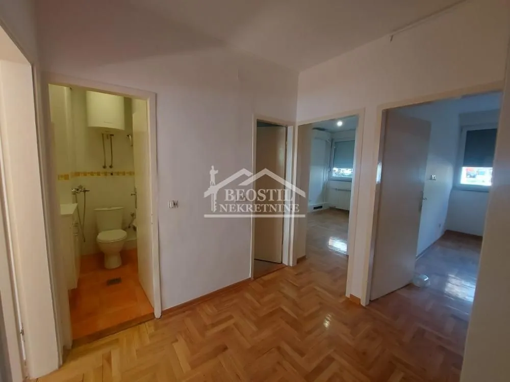 Rent, three bedroom apartment, 65m², Novi Beograd Blok 21, Novi Beograd Sve Podlokacije