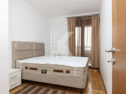 Izdavanje, jednosoban stan, 48m², Pobrežje, Podgorica - image 8