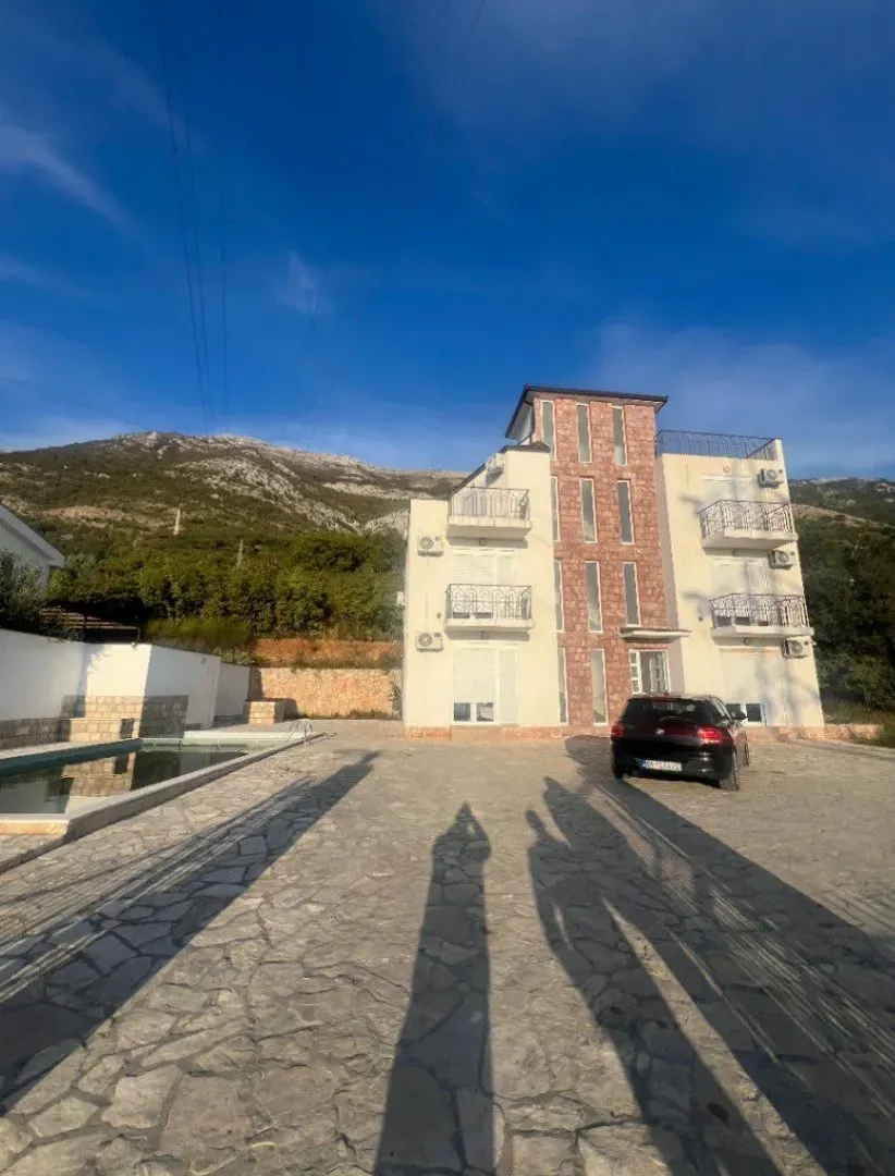 Sale, house, 360m², Sutomore, Bar