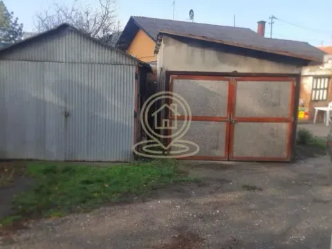Prodaja, trosoban stan, 80m², Centar, Pančevo - image 12