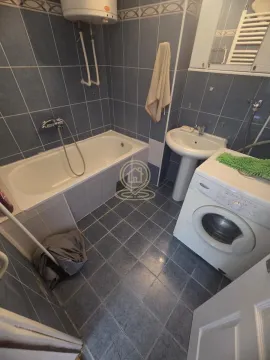 Izdavanje, četvorosoban stan, 90m², Medijana, Niš - image 12