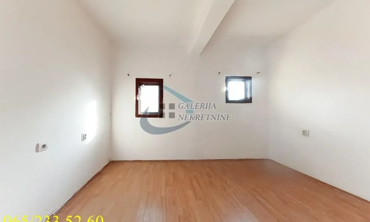 Sale, house, 247m², Čukarica, Beograd