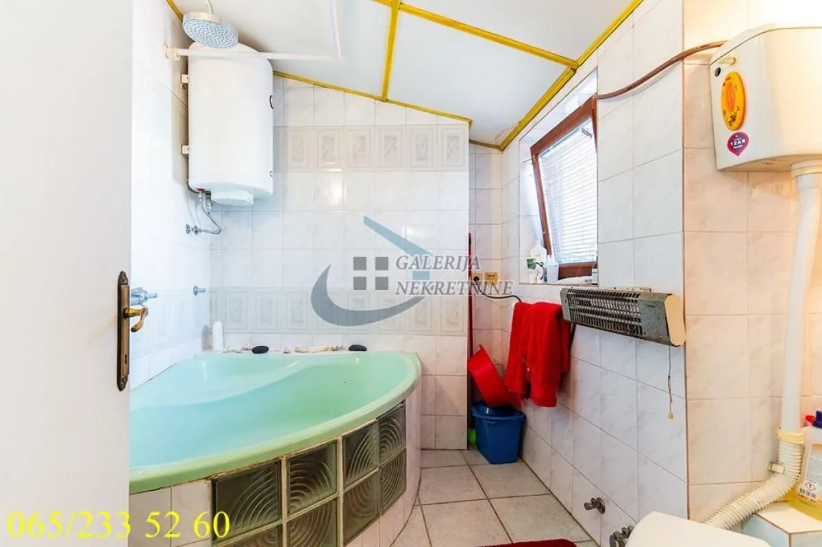 Sale, three bedroom apartment, 110m², Stari Grad, Beograd