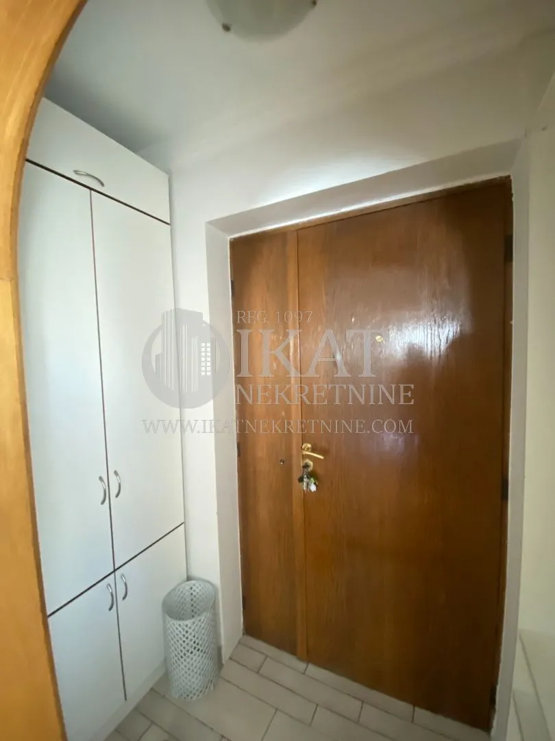 Rent, apartment, 200m², Vračar Sve Podlokacije, Beograd