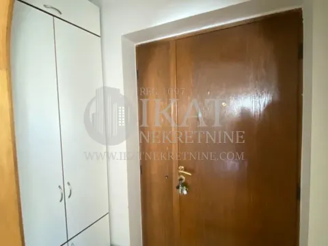 Izdavanje, stan, 200m², Vračar Sve Podlokacije, Beograd - image 17