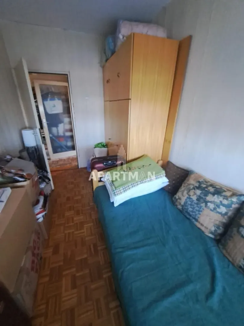Prodaja, trosoban stan, 77m², Zemun Sve Podlokacije, Beograd