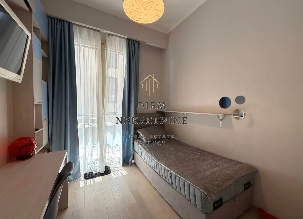 Rent, three bedroom apartment, 116m², Kod Capital Plaze, Podgorica