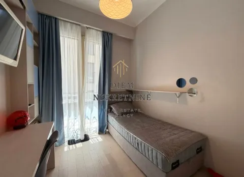 Rent, three bedroom apartment, 116m², Kod Capital Plaze, Podgorica - image 5