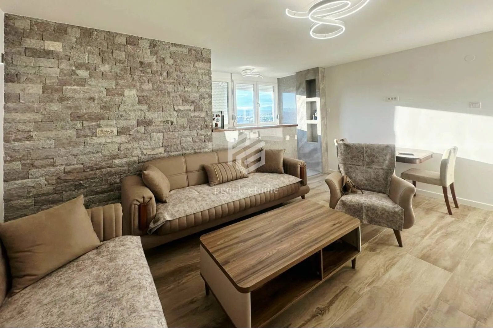 Sale, three bedroom apartment, 74m², Pobrežje, Podgorica