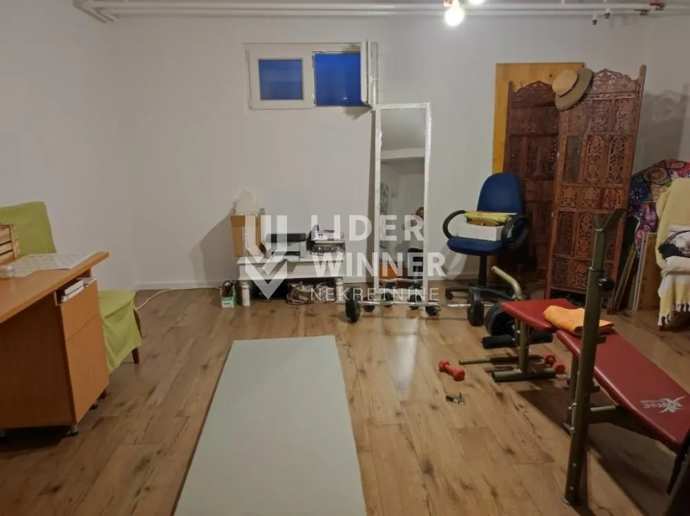 Prodaja, kuća, 350m², Bezanijska Kosa 1, Bežanijska Kosa Sve Podlokacije