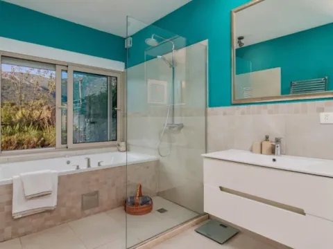 Sale, house, 140m², Kavač, Kotor - image 2