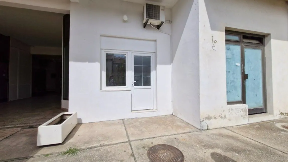 Prodaja, poslovni prostor, 25m², Igalo, Herceg Novi