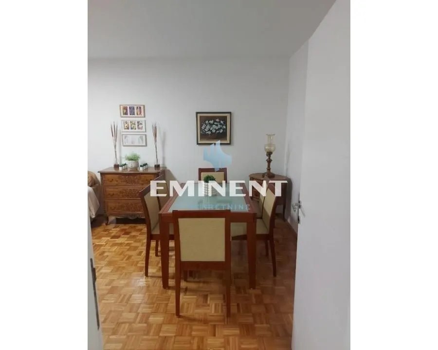 Rent, two bedroom apartment, 65m², Slavija, Vračar Sve Podlokacije