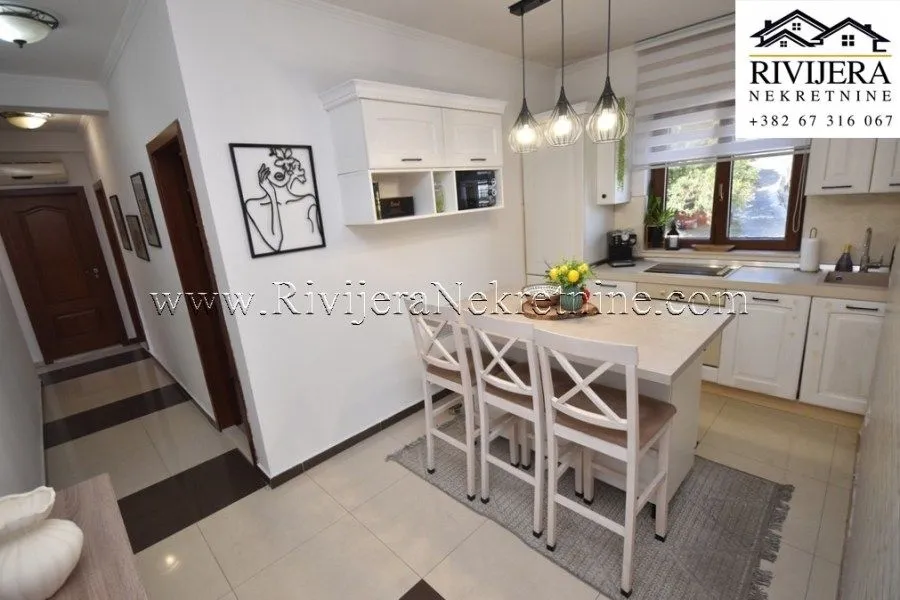 Prodaja, trosoban stan, 70m², Igalo, Herceg Novi