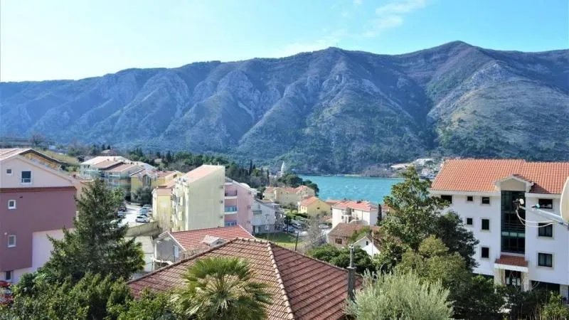 Sale, house, 282m², Dobrota, Kotor