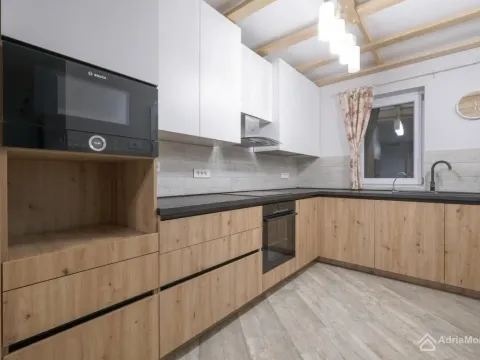 Sale, house, 198m², Tivat, Crna Gora - image 7