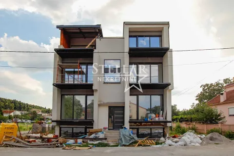 Prodaja, trosoban stan, 100m², Zagorič, Podgorica - image 1