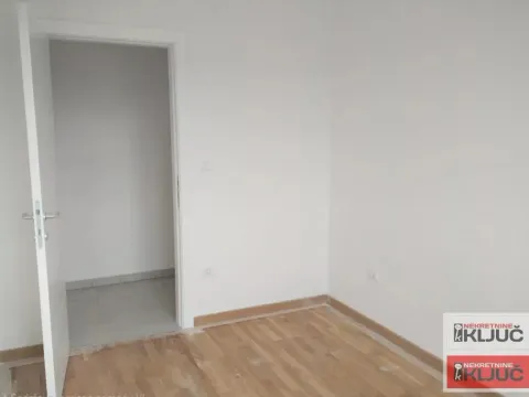 Rent, three bedroom apartment, 59m², Sremska Kamenica, Petrovaradin - image 9