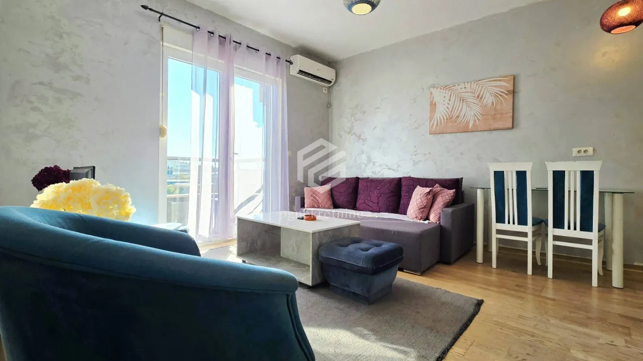 Izdavanje, dvosoban stan, 55m², Krivi Most, Podgorica