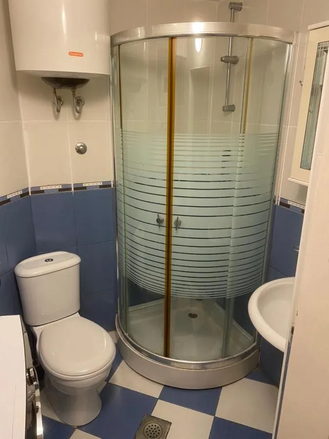 Rent, house, 120m², Nalježići, Kotor