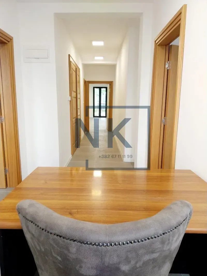 Rent, office space, 120m², Centar, Podgorica
