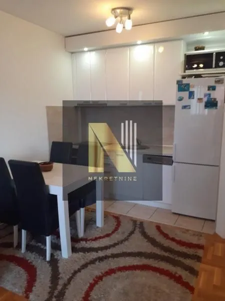 Izdavanje, jednosoban stan, 38m², Nova Detelinara, Novi Sad Sve Podlokacije