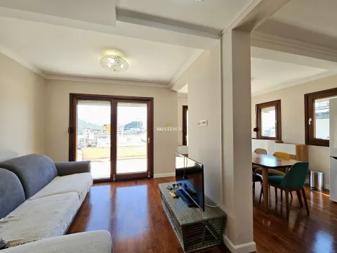 Rent, three bedroom apartment, 120m², Centar, Budva - image 2