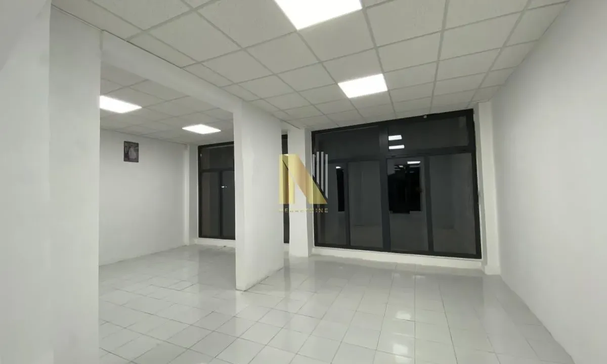 Rent, office space, 100m², Novo naselje, Novi Sad
